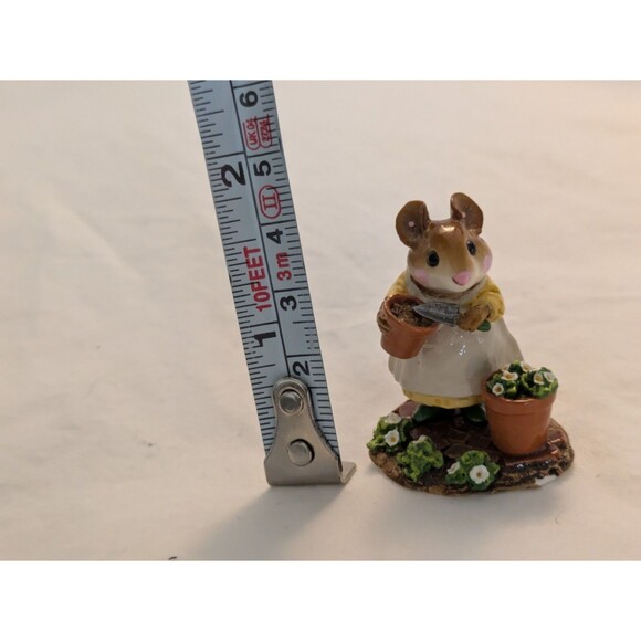 Wee Forest Folk Spring gardener M-237 Retired - Picture 7 of 8